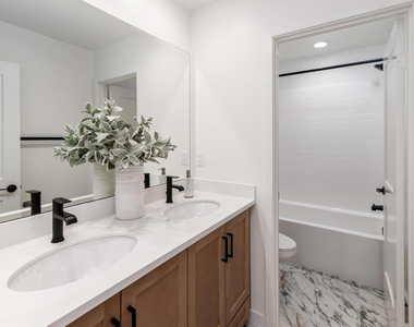 4618 Catmint Lane - Photo Thumbnail 21