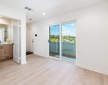 4618 Catmint Lane - Photo Thumbnail 11
