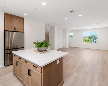 4618 Catmint Lane - Photo Thumbnail 6