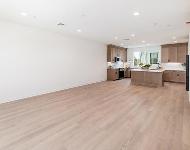 4618 Catmint Lane - Photo Thumbnail 5