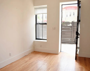 1520 St Johns Place - Photo Thumbnail 6