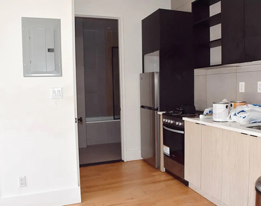 1520 St Johns Place - Photo Thumbnail 8