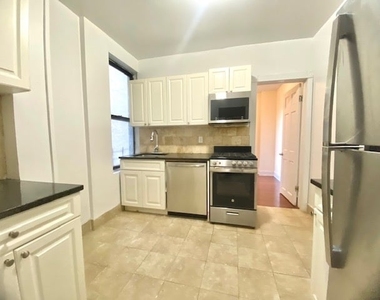 260 Convent Avenue - Photo Thumbnail 4