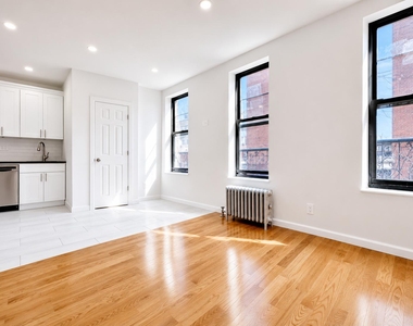 401 East 68th Street - Photo Thumbnail 1