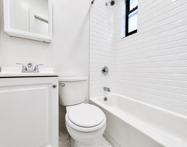 401 East 68th Street - Photo Thumbnail 9