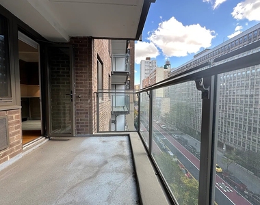 West 96th Street - Photo Thumbnail 10