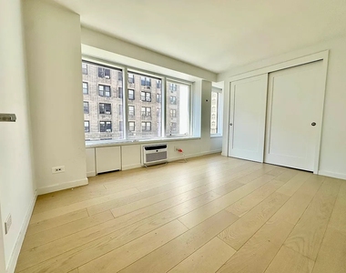 West 87th Street - Photo Thumbnail 10