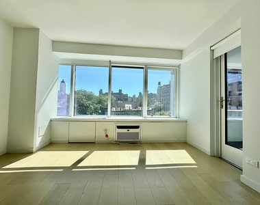 West 87th Street - Photo Thumbnail 5