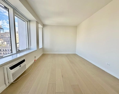 West 87th Street - Photo Thumbnail 7