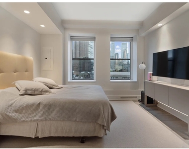 260 W Broadway - Photo Thumbnail 10