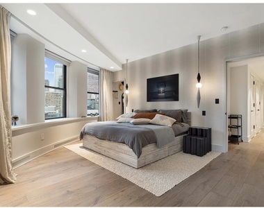 260 W Broadway - Photo Thumbnail 8