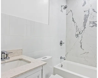 59 Arlington Ave - Photo Thumbnail 12