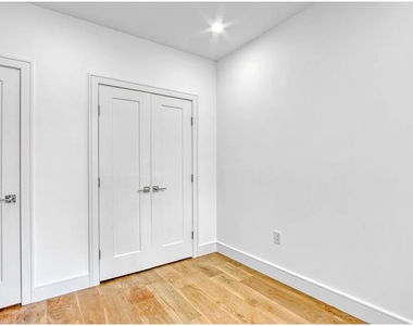 59 Arlington Ave - Photo Thumbnail 10