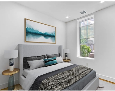 59 Arlington Ave - Photo Thumbnail 9
