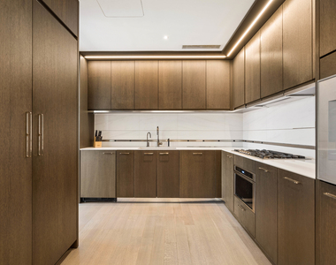 301 E 50th St - Photo Thumbnail 2