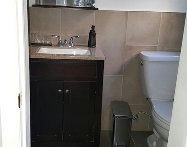Tiemann Place - Photo Thumbnail 2