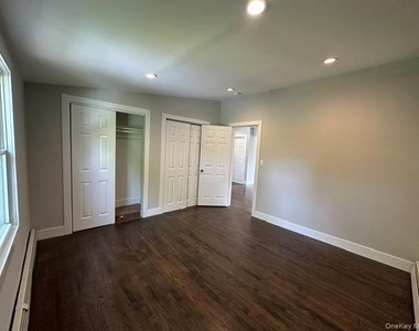 68 Inwood Road - Photo Thumbnail 4