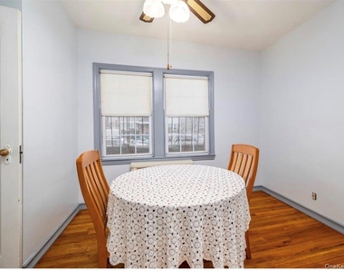 11515 141st Street - Photo Thumbnail 6