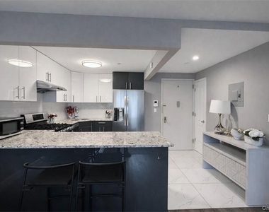 4515 82nd Street - Photo Thumbnail 4
