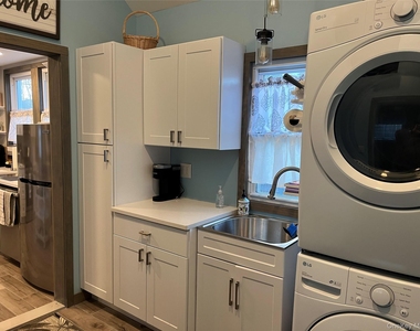 824 W Main Street - Photo Thumbnail 11