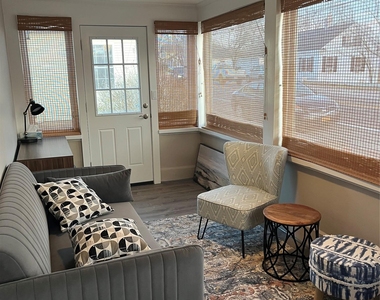 824 W Main Street - Photo Thumbnail 19