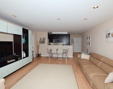 360 Shore Road - Photo Thumbnail 10
