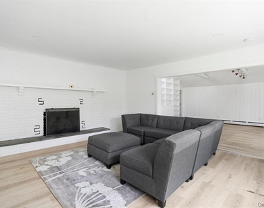 35 C Gardners Lane - Photo Thumbnail 3