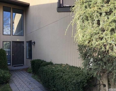48 Wimbledon Drive - Photo Thumbnail 2