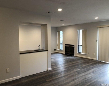 48 Wimbledon Drive - Photo Thumbnail 7