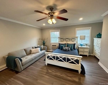 184 Hallock Road - Photo Thumbnail 6