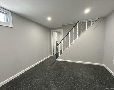 32 Reimer Avenue - Photo Thumbnail 11