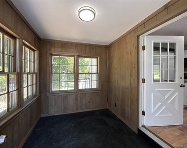 32 Reimer Avenue - Photo Thumbnail 14