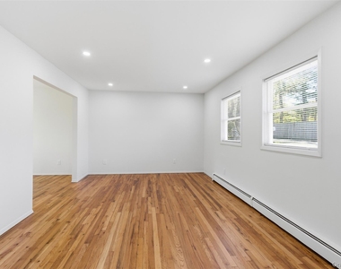 41 Potters Lane - Photo Thumbnail 2