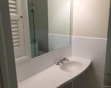 116 Meadow Road - Photo Thumbnail 10