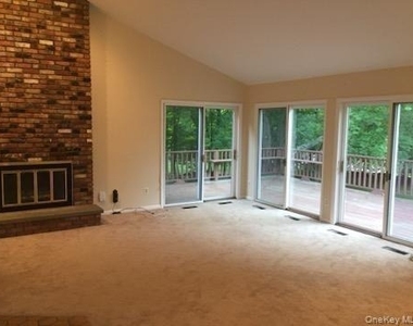 116 Meadow Road - Photo Thumbnail 5