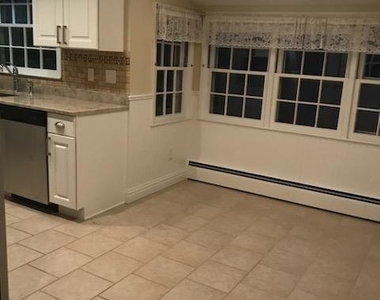 116 Meadow Road - Photo Thumbnail 4