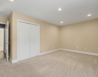 212 Old Farm Lane - Photo Thumbnail 21