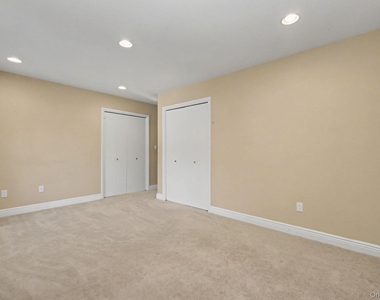 212 Old Farm Lane - Photo Thumbnail 20