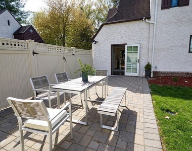 4 Glenwolde Park - Photo Thumbnail 25