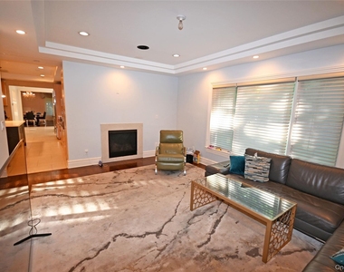 26 Spring Lane - Photo Thumbnail 20