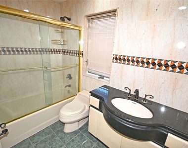 24 Warwick Road - Photo Thumbnail 22