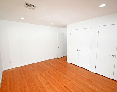 24 Warwick Road - Photo Thumbnail 24