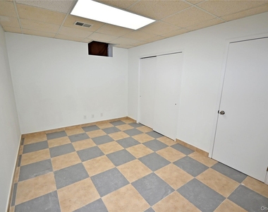 24 Warwick Road - Photo Thumbnail 29