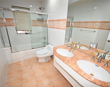 24 Warwick Road - Photo Thumbnail 27