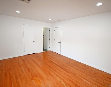 24 Warwick Road - Photo Thumbnail 28