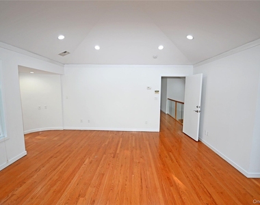 24 Warwick Road - Photo Thumbnail 20