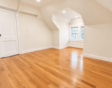 14 S Highland Avenue - Photo Thumbnail 4