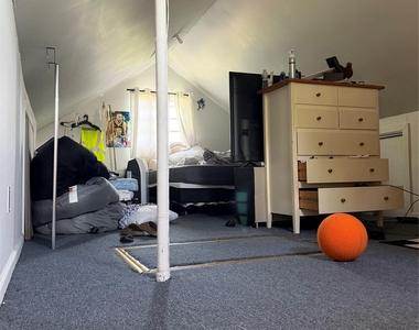 9 Fairview Avenue - Photo Thumbnail 10