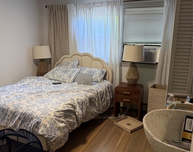 9 Fairview Avenue - Photo Thumbnail 8