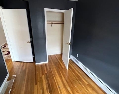 9730 91st Street - Photo Thumbnail 8